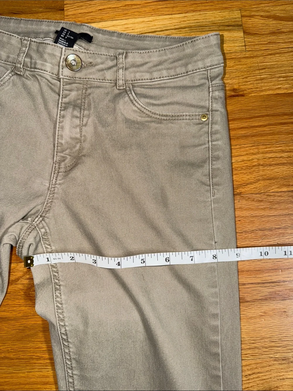 H&M Women's Skinny Jeans in Light Gray - Picture 5 of 10